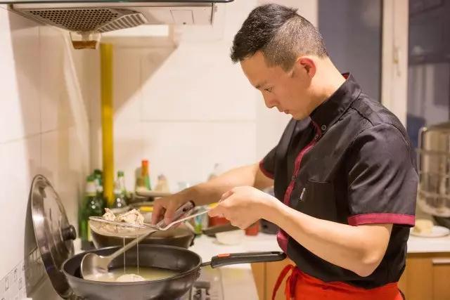 【時代儒商】膠東碼頭海鮮城淮揚菜、魯菜、海鮮超多美味！滿足您的味蕾~~
